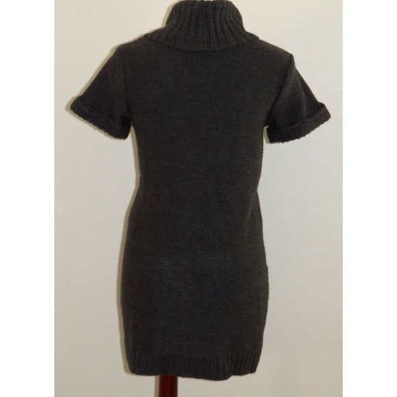 Isela Charcoal Gray Women's Turtleneck Sweater Size Small Short Sleeves Pockets - Picture 4 of 8